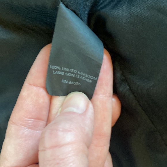 Italy Donna Karan Collection black lambskin leather blazer. - Picture 10 of 13